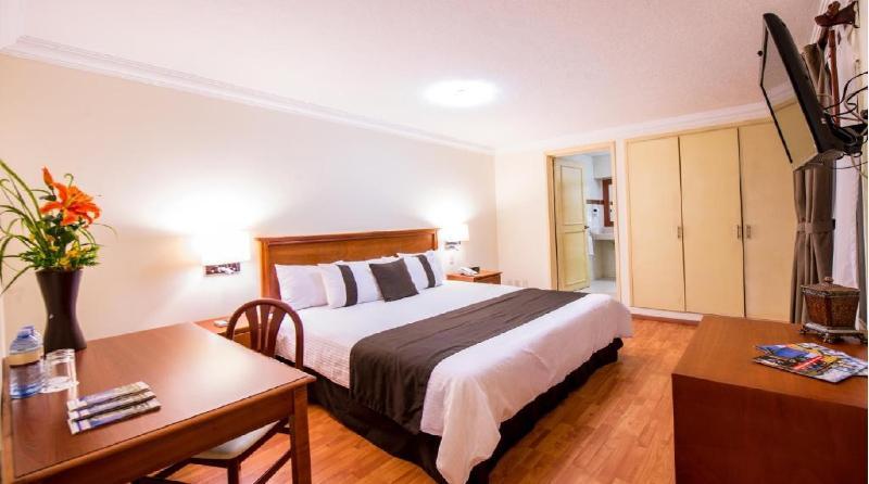 Del Marques Hotel And Suites Guadalajara Eksteriør billede